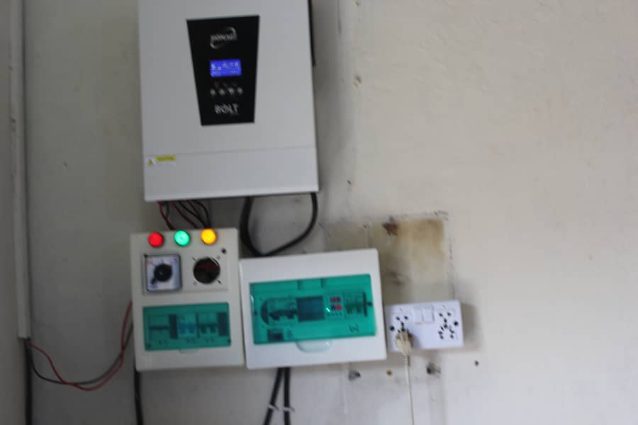 JUST 1 MONTH Used 4 kw Homage Hybrid Inverter Bolt (HBS-4017SCC) 6