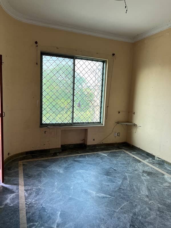 5 Marla Park Facing first floor 2 bed portion near ALLAH Hu Chowk 1