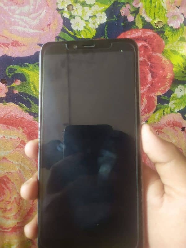 redmi s2 RAM 4GB ROM 64GB condition 10/9 2