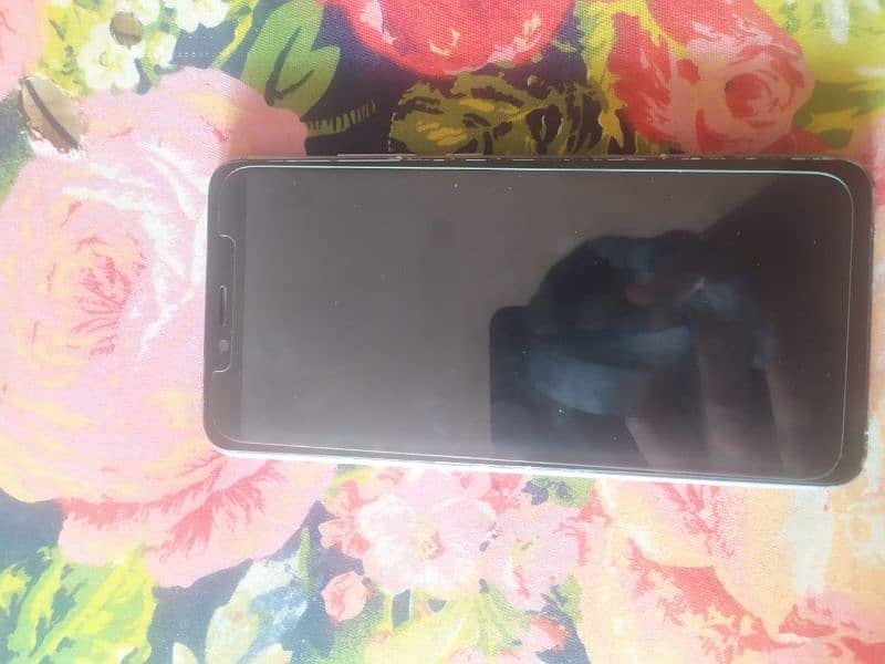 redmi s2 RAM 4GB ROM 64GB condition 10/9 4