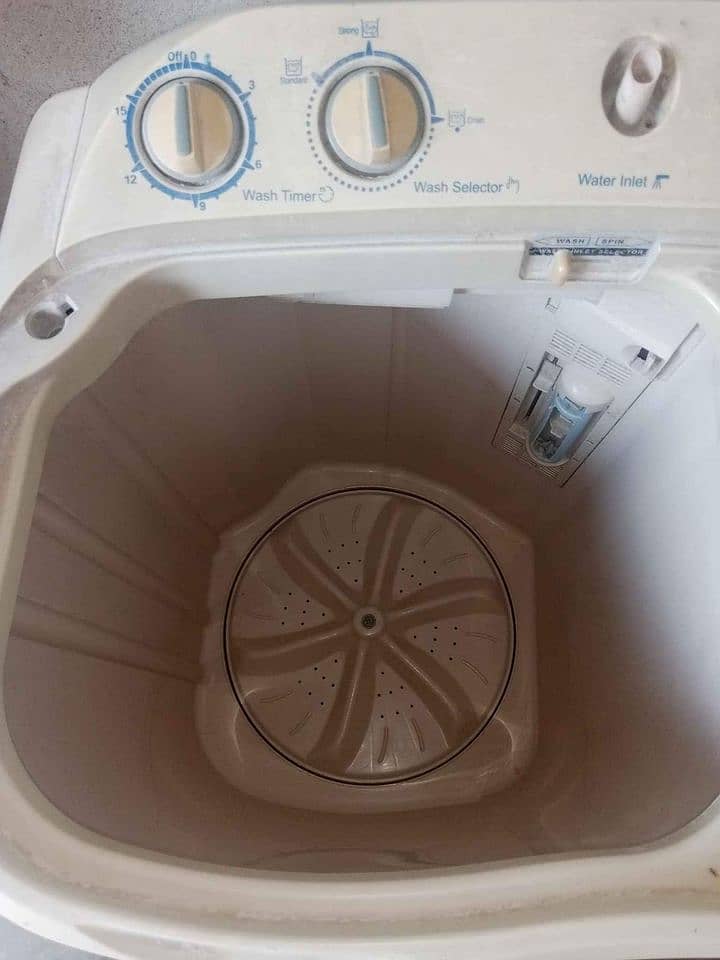 Haier Washing Machine with dryer 8kg 5