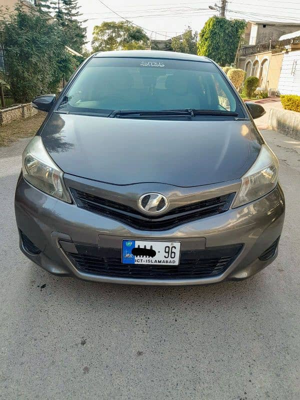 Toyota Vitz 2012, Islamabad registered, best condition. 14