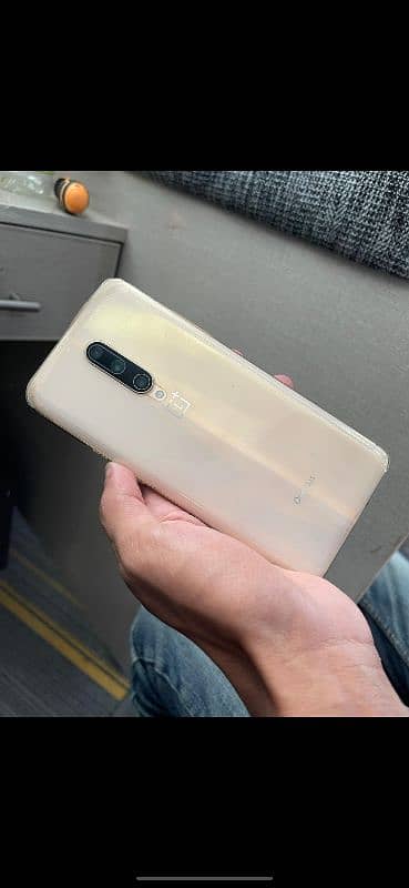 Oneplus 7 Pro 8/256 Golden White 4