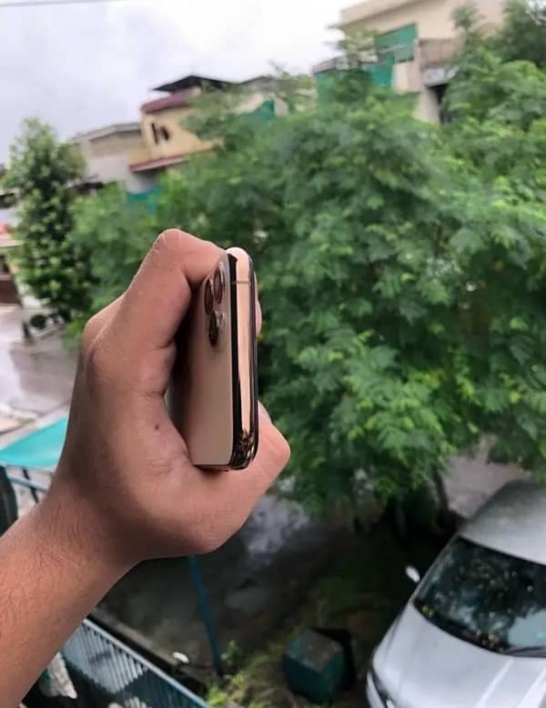 IPhone 11 Pro 64gb 6