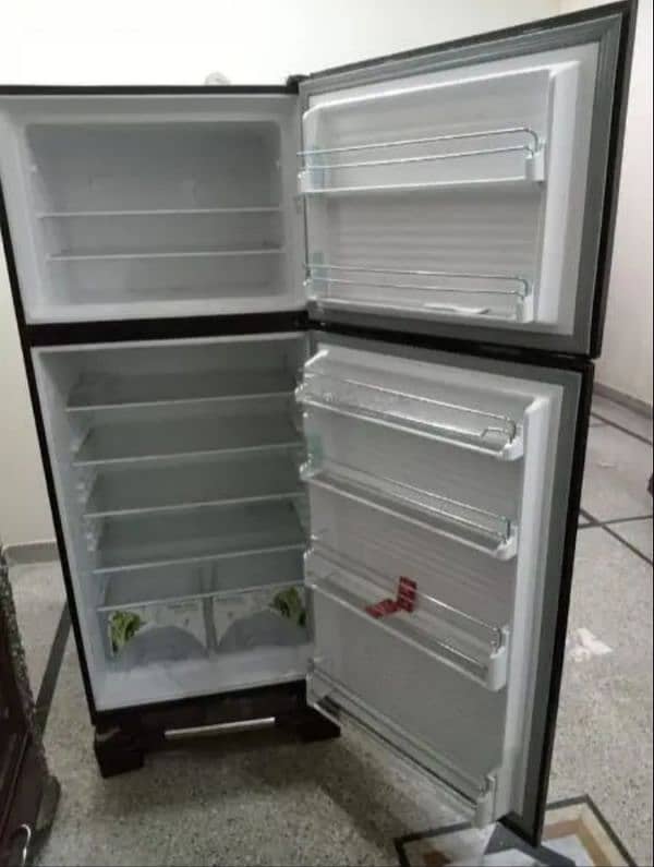 Dawlance Fridge glass dor 3