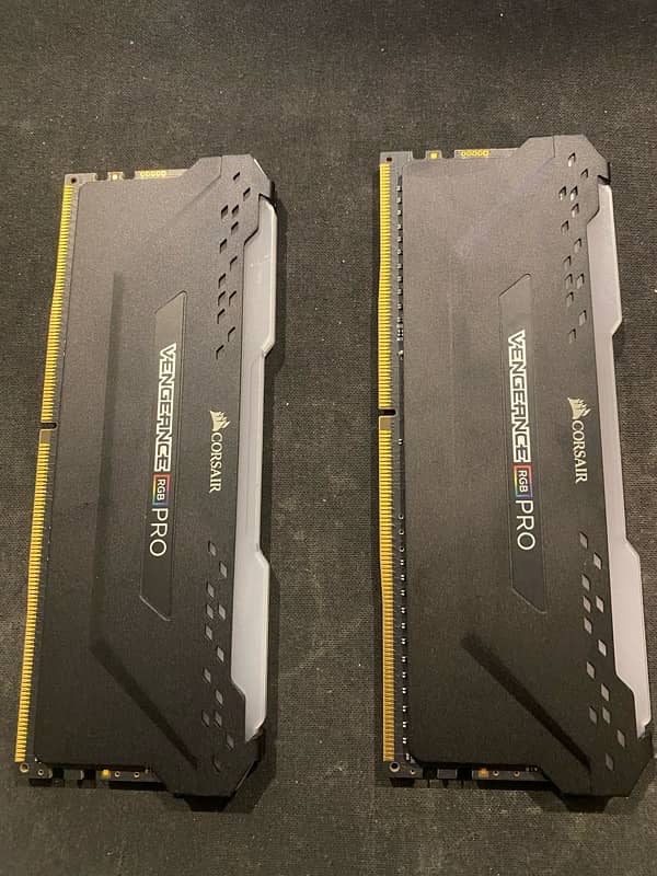 Corsair Vengeance RGB Pro 3200 mhz RAM 1