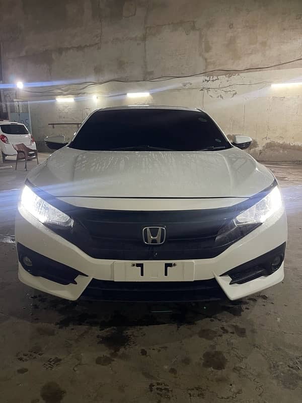 Honda Civic Oriel 2017 11