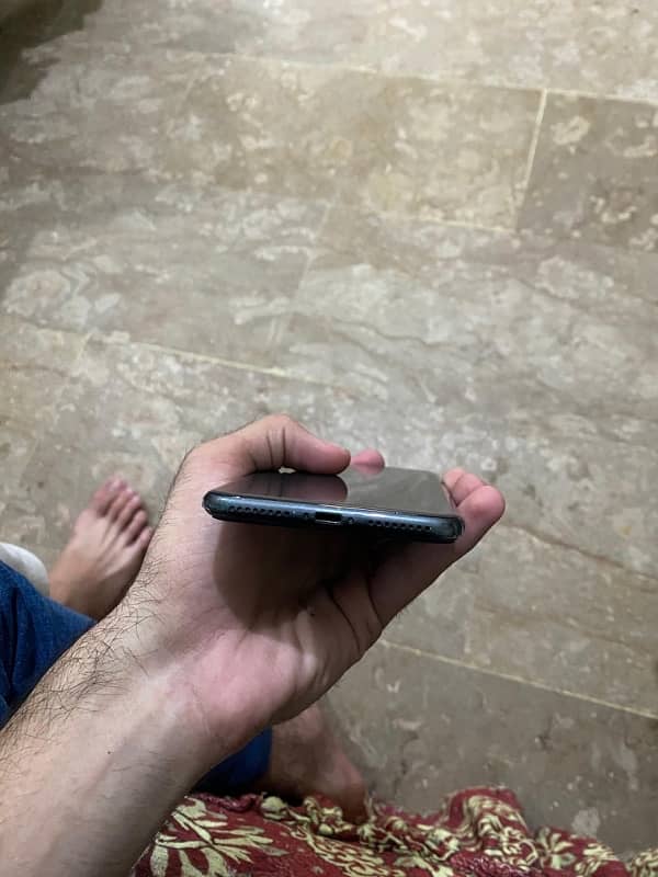 iphone 8 plus ( pta Approved ) 1