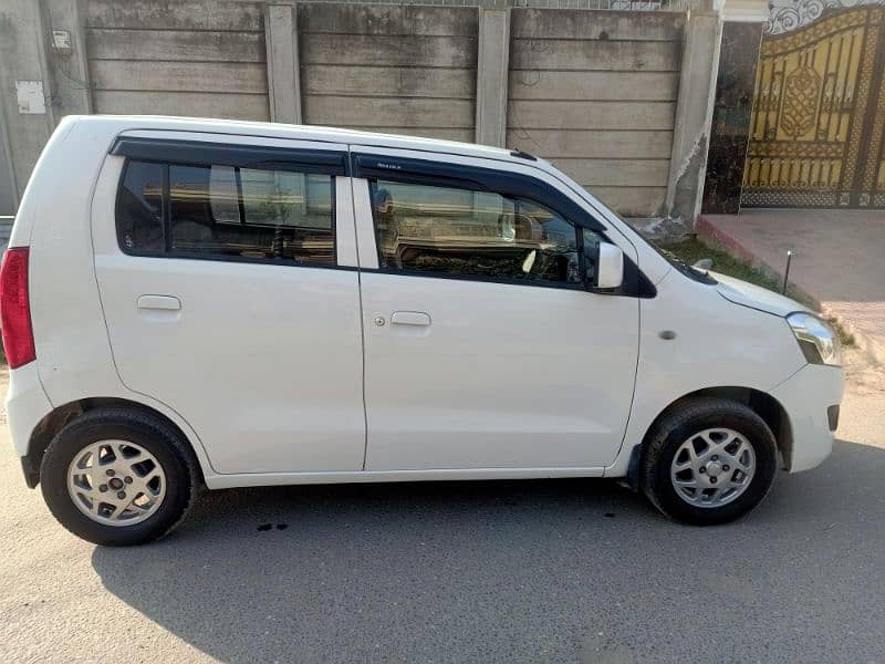 Suzuki Wagon R 2018 5