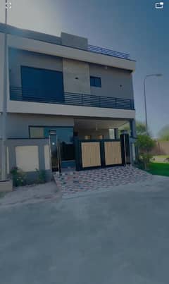 10 Marla House For Sale in Sector C of Bahria Town