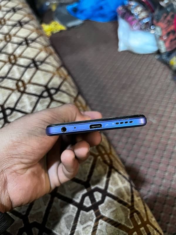 Vivo Y21 (4/64)10/9 condition urgent sale 2