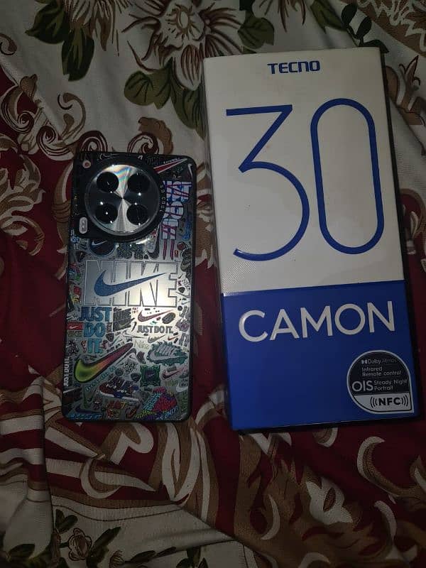 urgent sale camon 30. cell phone number 03125043100 0