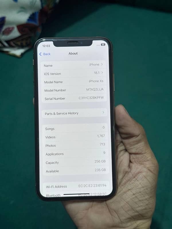 iphone xs (256 GB )( factory  unlock ) 2