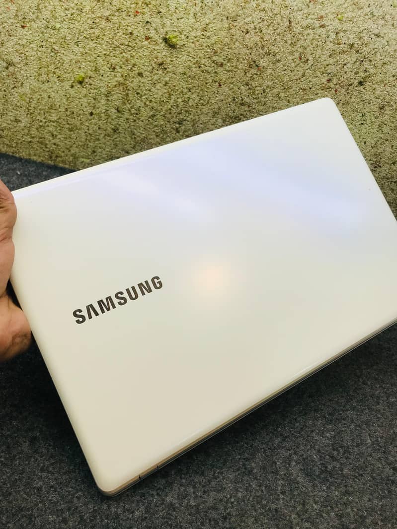  SAMSUNG^Stylish Look>i5/®6th Gen>8Gb_128Gb M2 SSD>1TB HDD>2Gb GPU 1