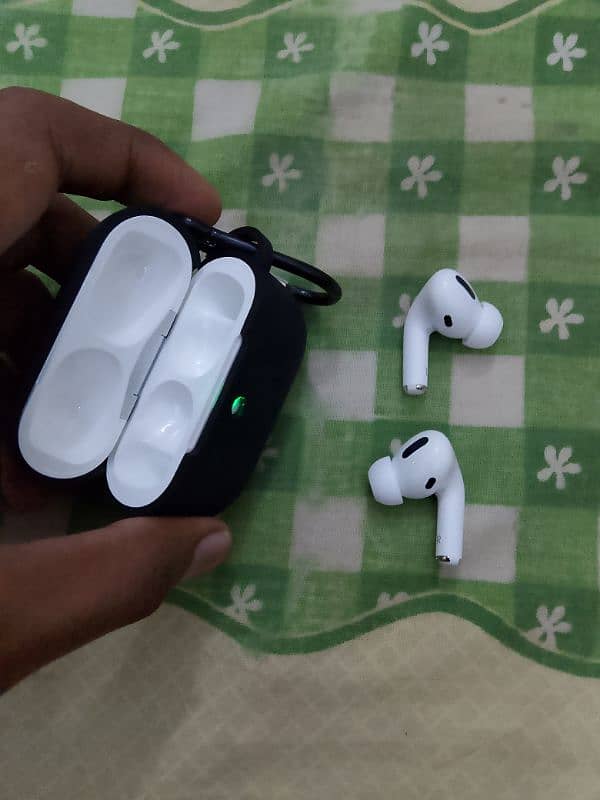 AIR PODS PRO 5