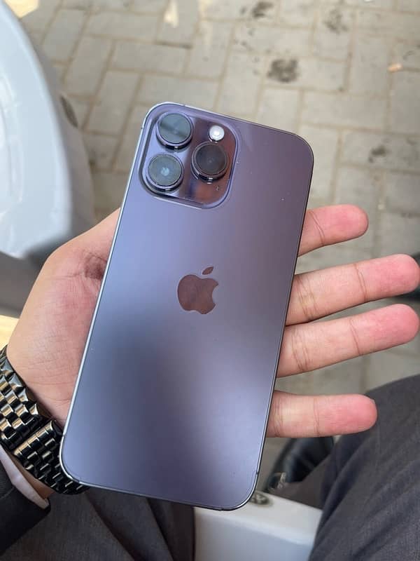 Iphone 14 pro max 0