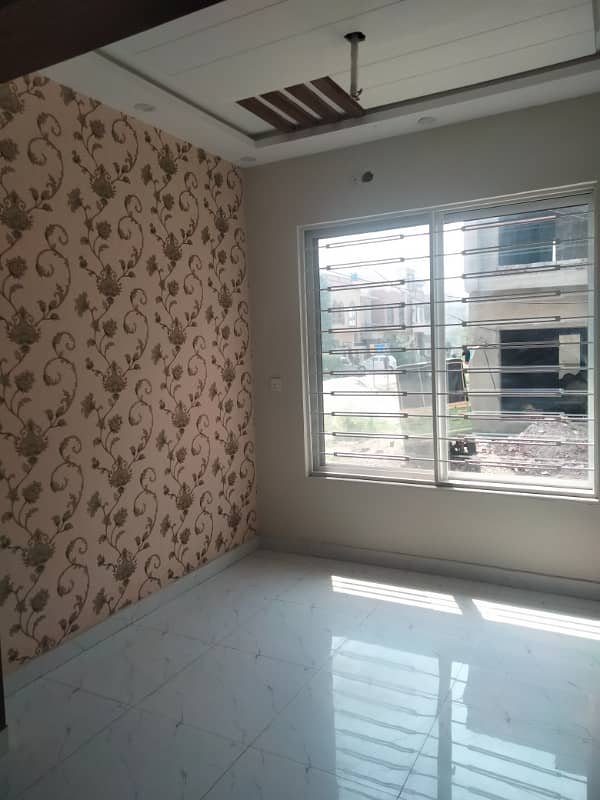 3 MARLA BARND NEW UPPER PORTION FOR RENT IN JUBIEEL TOWN 1