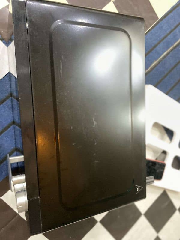 Kenwood MICROWAVE OVEN Capecity 20 L 0