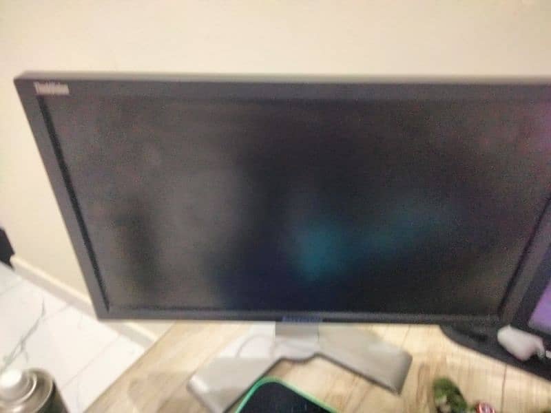 Lenovo monitor hd 1920×1080p used (imported) 4