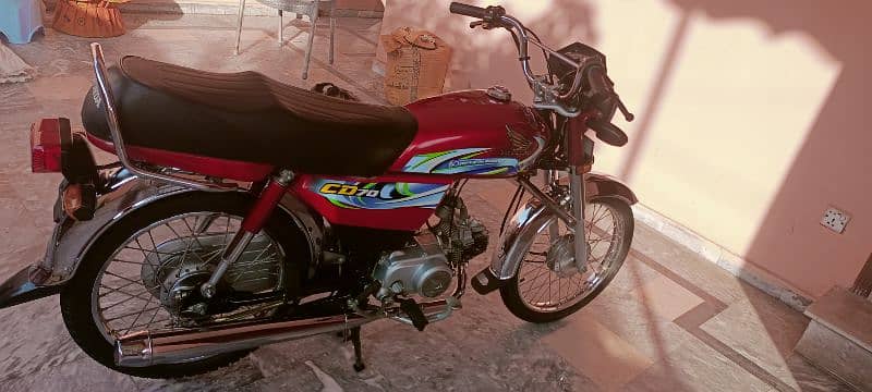 Honda CD 70 lush condition. . . urgent Sale. . . Totally Untouch. . . 2