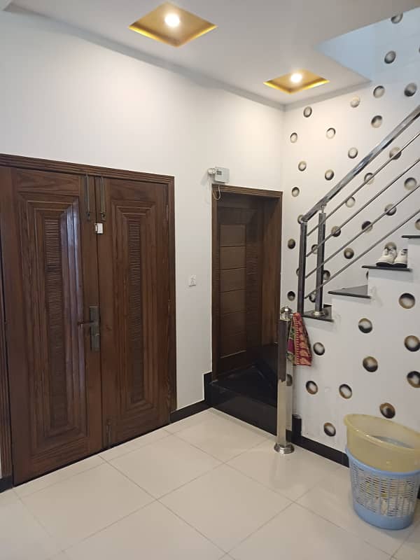 5 Marla House For Rent in Bahria Town Lahore. 2