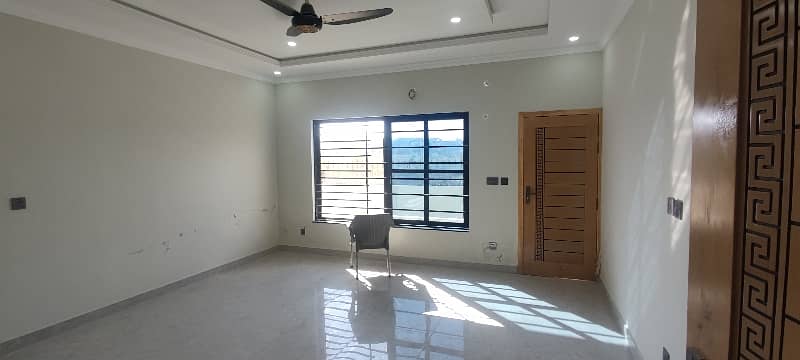 1 kanal Ground Floor for Rent For smart Family 5