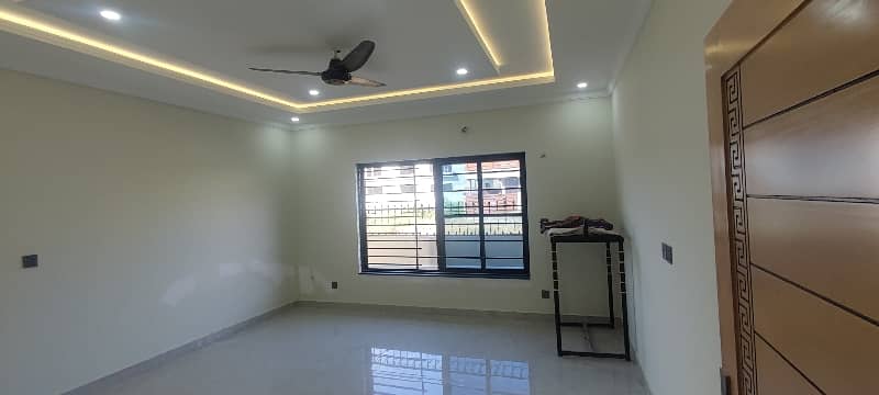 1 kanal Ground Floor for Rent For smart Family 8