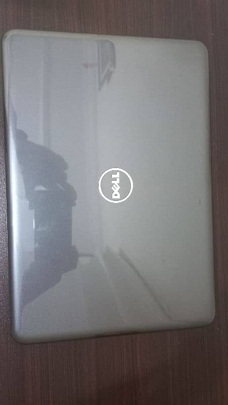 urgent sale dell Liptop 2