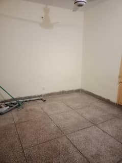 G-9/1 basement shop available on rent