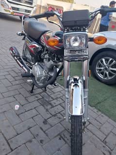 honda 125 cc black colour