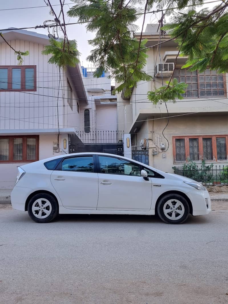 Toyota Prius 2011 2