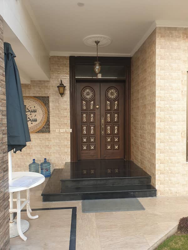 1 Kanal Beautiful House For Sale on 400Sqft Main Boulevard Bahria Orchard 0