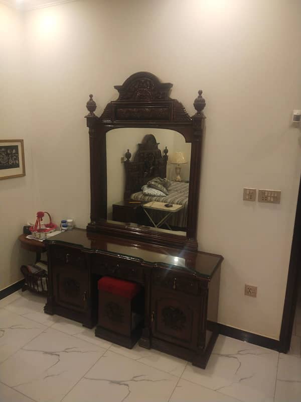 1 Kanal Beautiful House For Sale on 400Sqft Main Boulevard Bahria Orchard 42