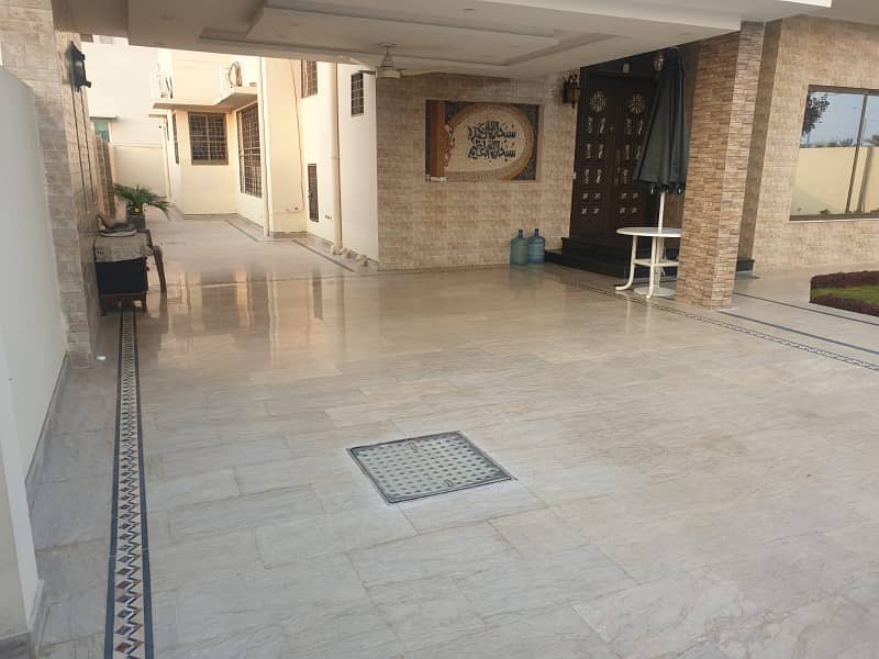 1 Kanal Beautiful House For Sale on 400Sqft Main Boulevard Bahria Orchard 46