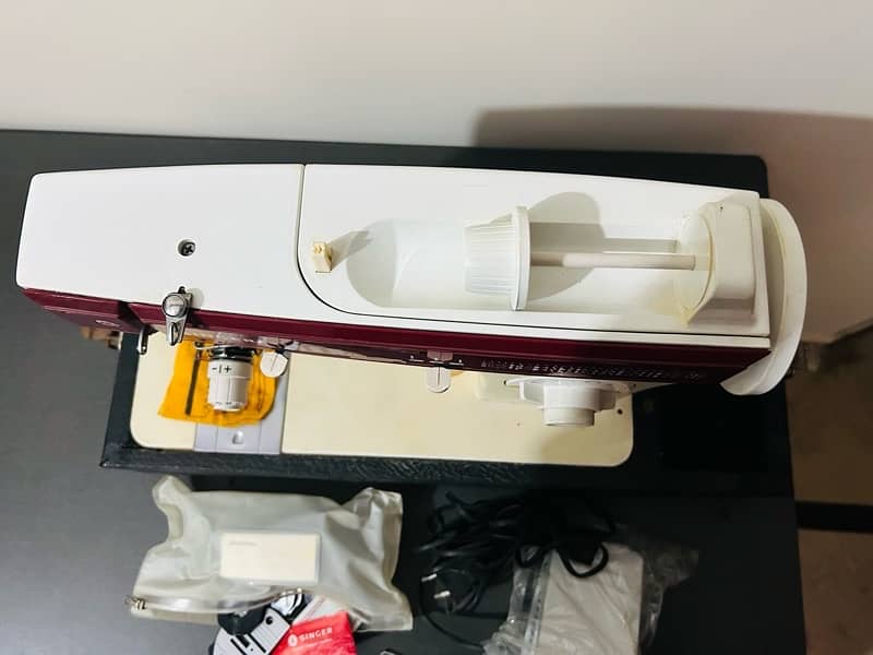 Automatic sewing Machine Imported Item 10