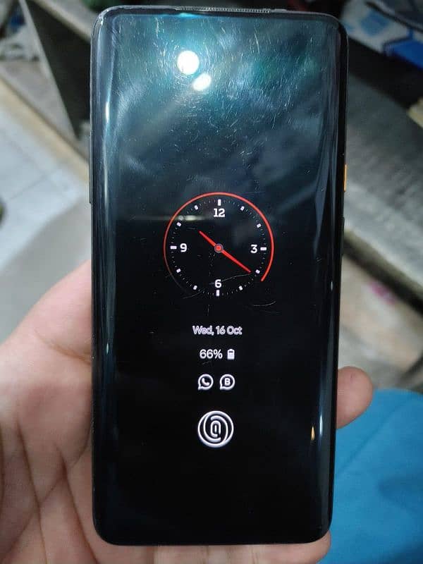 back glass tota h. baki ok h koi masla nae h only phone h 0