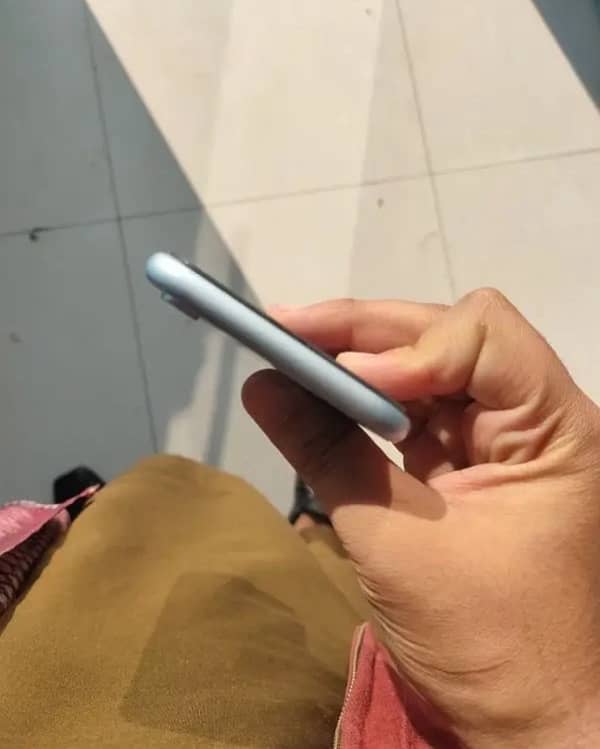 iphone xr pta aproved 5