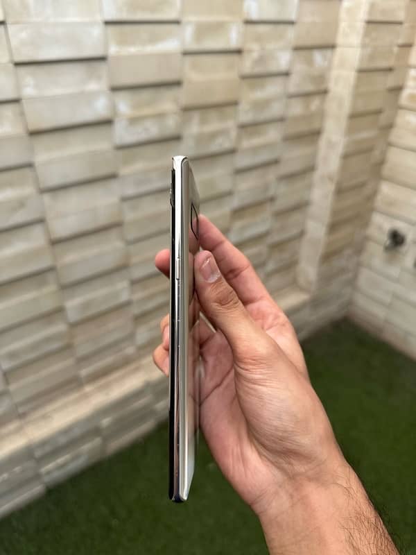 Samsung Note 8  PTA 5