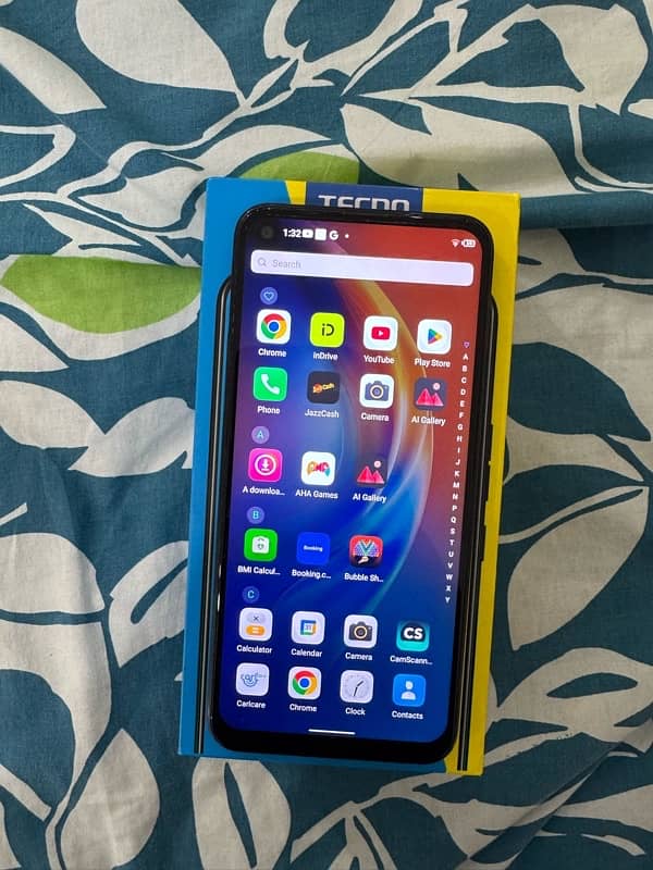 Tecno Spark 5 pro 0