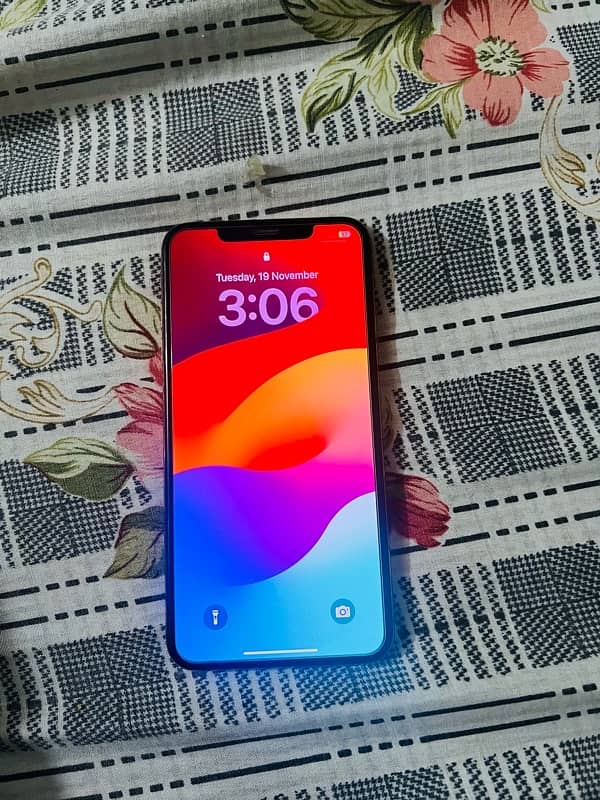 iphone Xsmax 256Gb pta approved 2