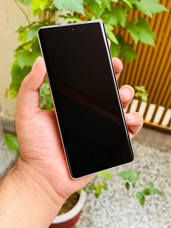 Google Pixel 7 Pro 5G 8