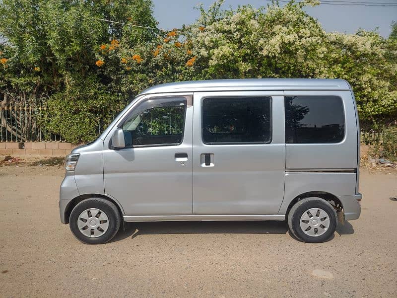 Daihatsu Hijet 2018 2