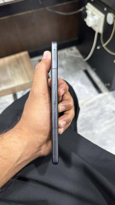 xiaomi Poco F4 GT 3