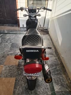 Honda 125 model 21 black