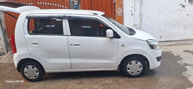 Suzuki Wagon R 2017 3