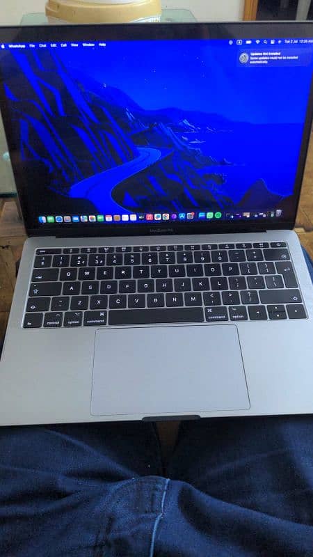 MacBook Pro 2017 16Gb Ram 256 GB Rom 1