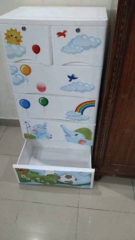 Baby Cot with Mattress and Baby Clothes storage drawers 6