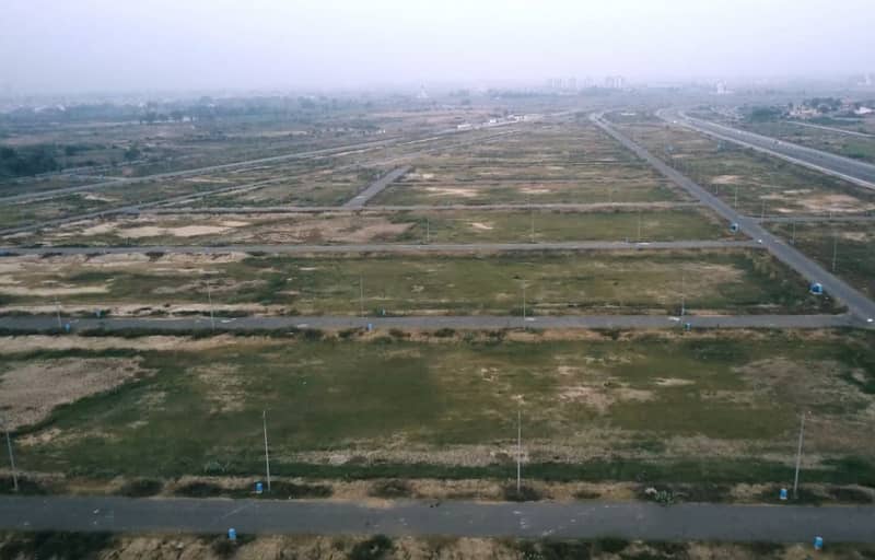 1 Kanal Hot Location 80 feet Facing 2 Kanal Near Golf Club ideal Plot For Sale in DHA Phase 9 Prism Block D Lahore 17