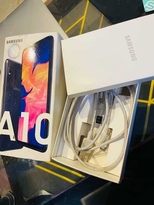 Samsung galaxy a10 with box 2