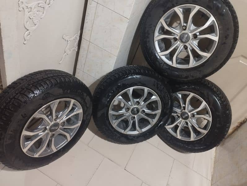 13 Inch Imported Rims with New Tycoon Tyres 175/70/13 2